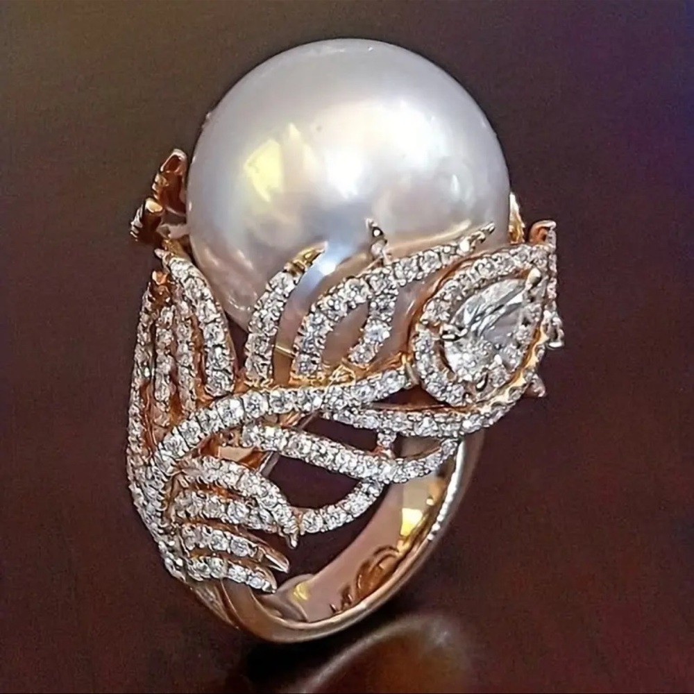 Faux Pearl, Rose Gold tone Victorian, Edwardian Boho Statement Carved Ring - Picture 1 of 6